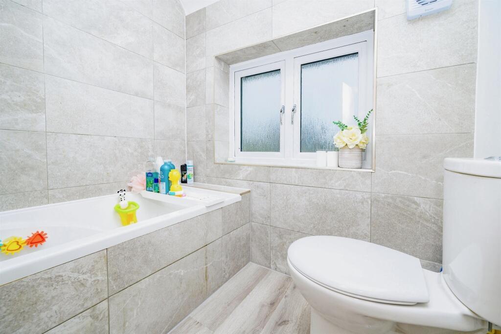 Additional property image - Hopkins Crescent, Sandridge, St. Albans