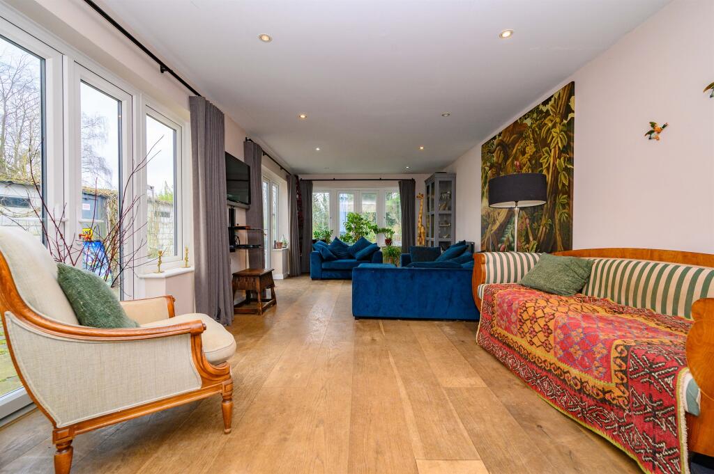 Additional property image - Radlett Road, Frogmore, St. Albans