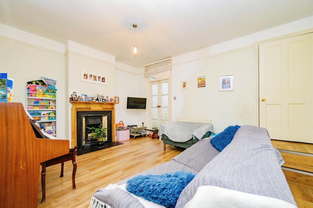 Additional property image - Selby Avenue, St. Albans