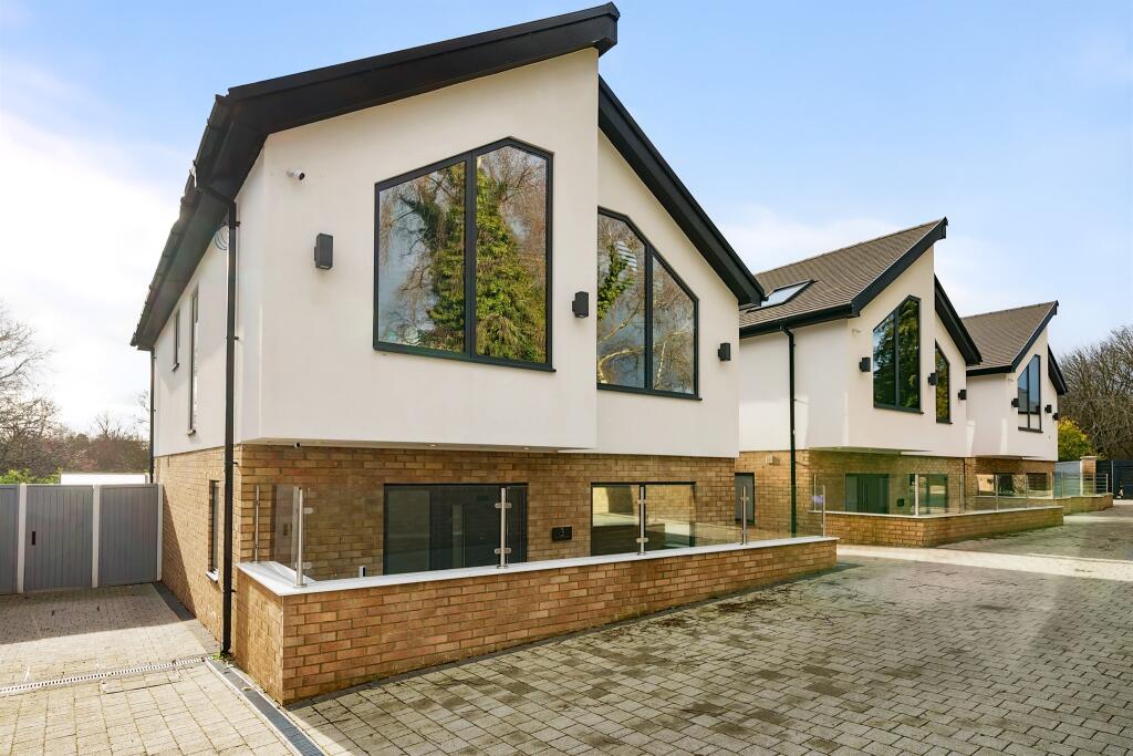 Main image of property: Mistletoe Mews, St. Albans