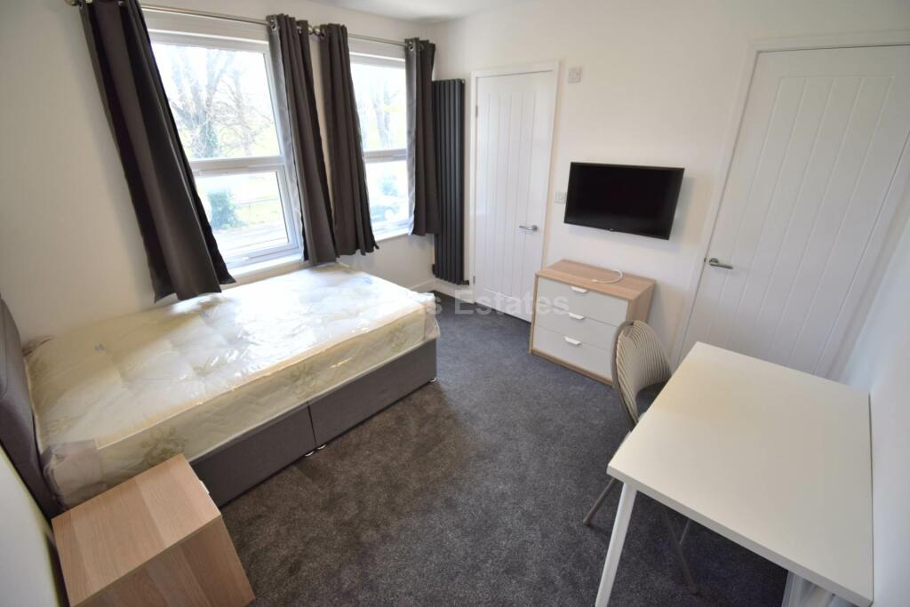 1 bedroom house share for rent in Room 4, St Bartholomews Road, Reading, RG1