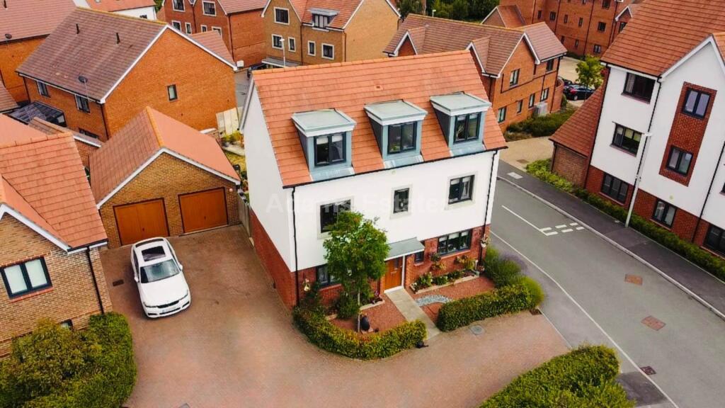 Main image of property: Quiller Avenue, Reading
