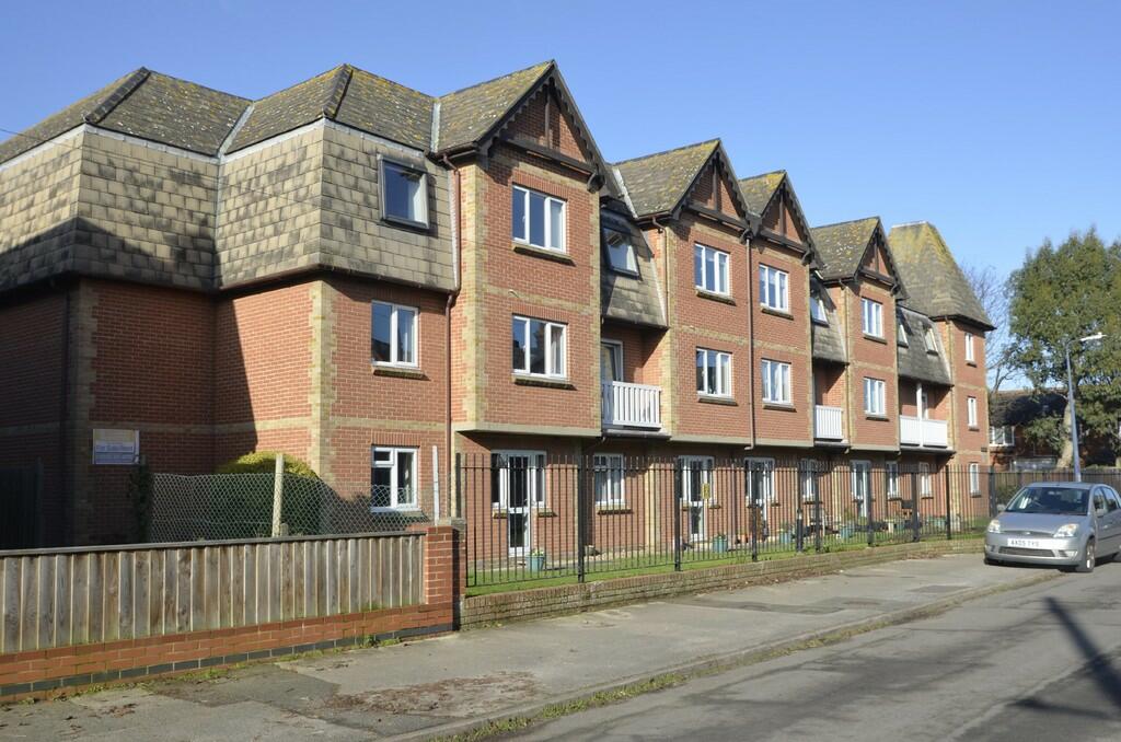 1 bedroom apartment for sale in St. Johns Court, Princes Road