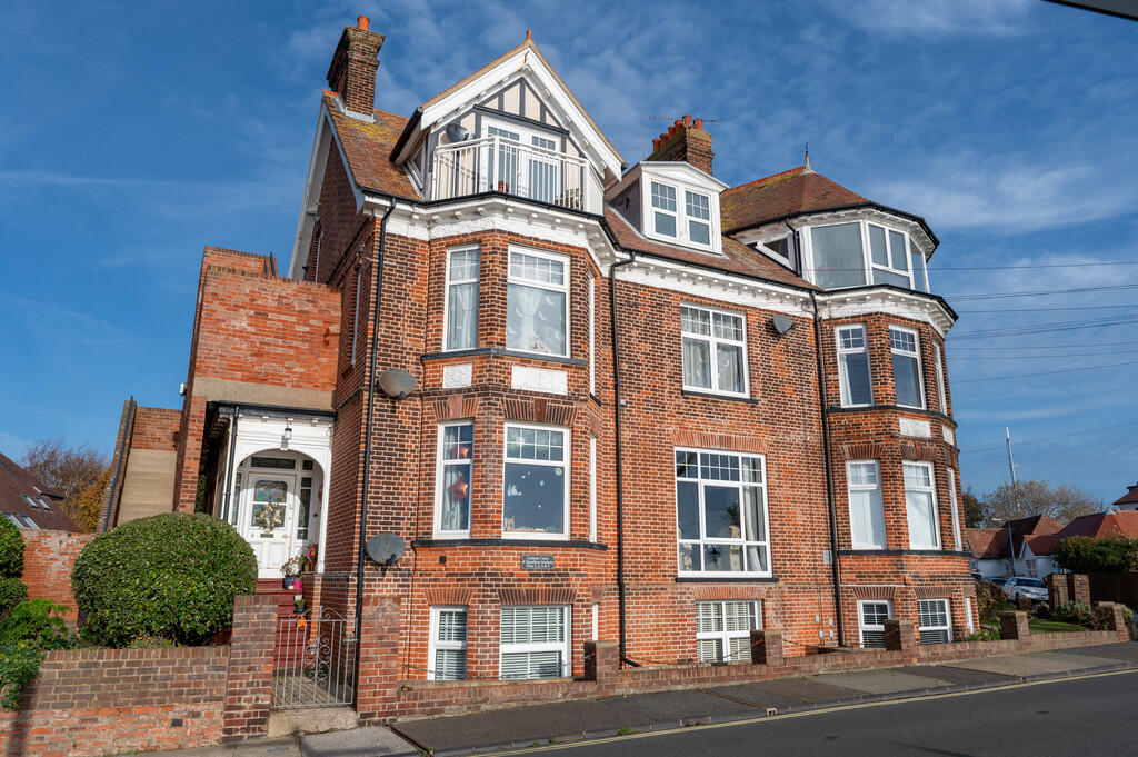 Main image of property: Graham Court, Hamilton Gardens