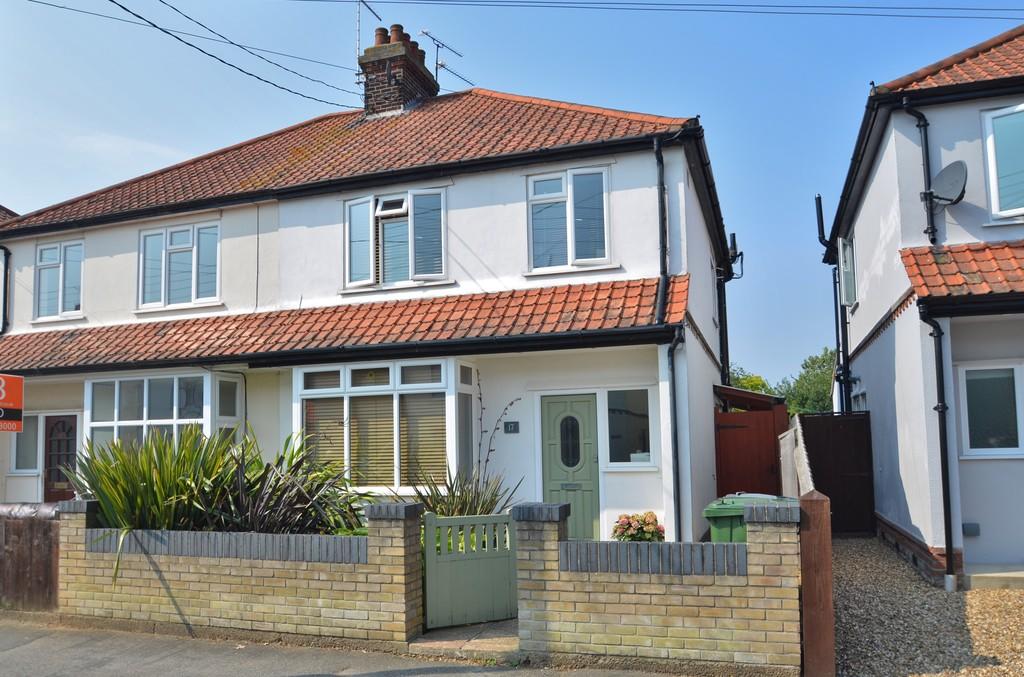3 bedroom semidetached house for sale in Looe Road, Felixstowe, IP11