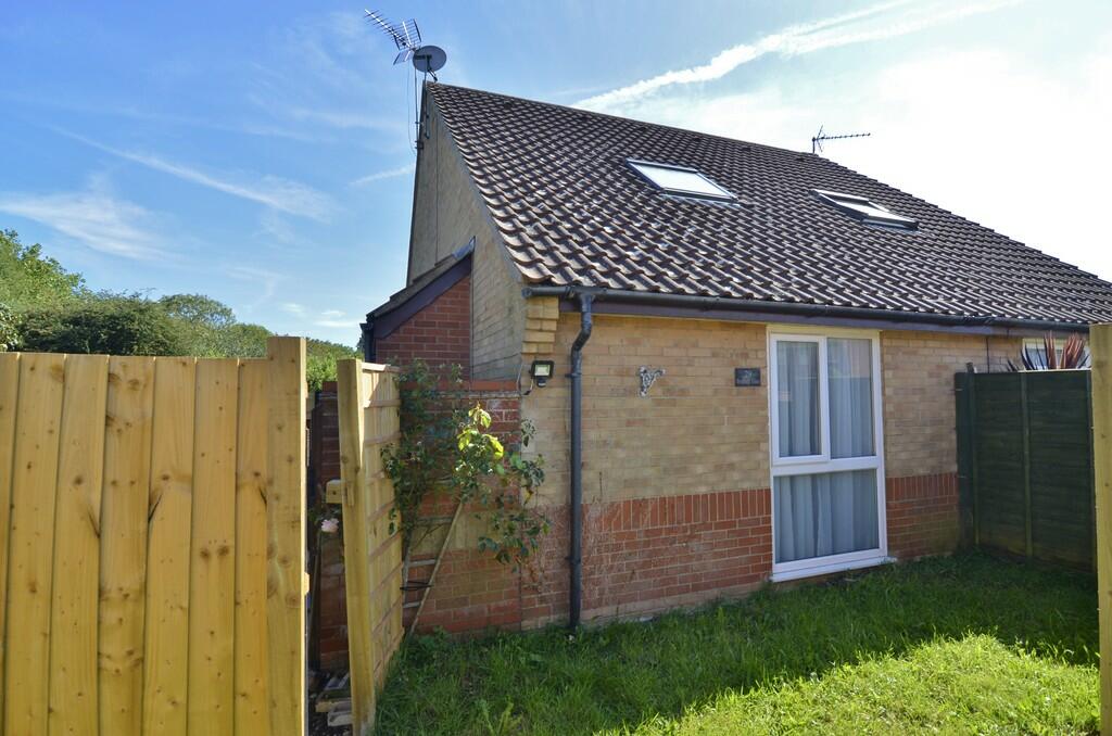 1 bedroom end of terrace house for sale in Bredfield Close, Felixstowe