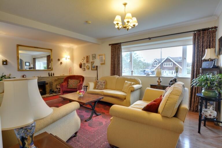 4 bedroom house for sale in The Millbank, Ifield, RH11