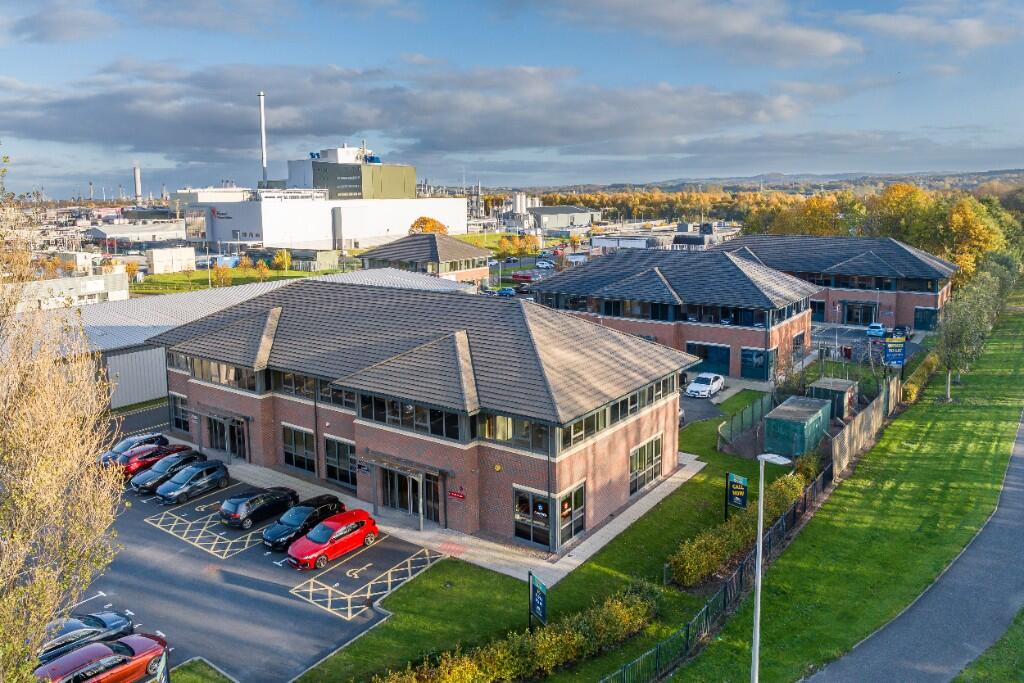 Main image of property: Building 7, Earls Court, Earls Gate Business Park, Grangemouth, FK3 8ZE