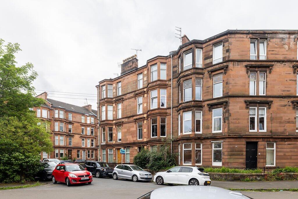 Main image of property: Waverley Gardens, Glasgow, G41