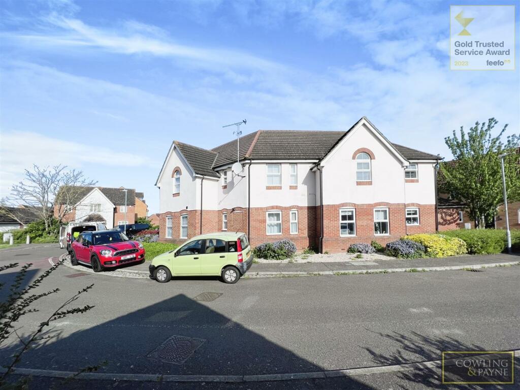 2 bedroom apartment for sale in Barbour Green, Wickford, SS12