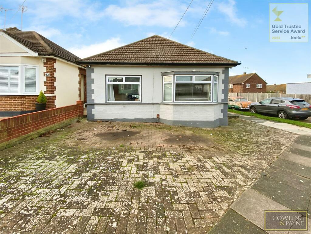 2 bedroom detached bungalow for sale in Dulverton Avenue, WestcliffOn