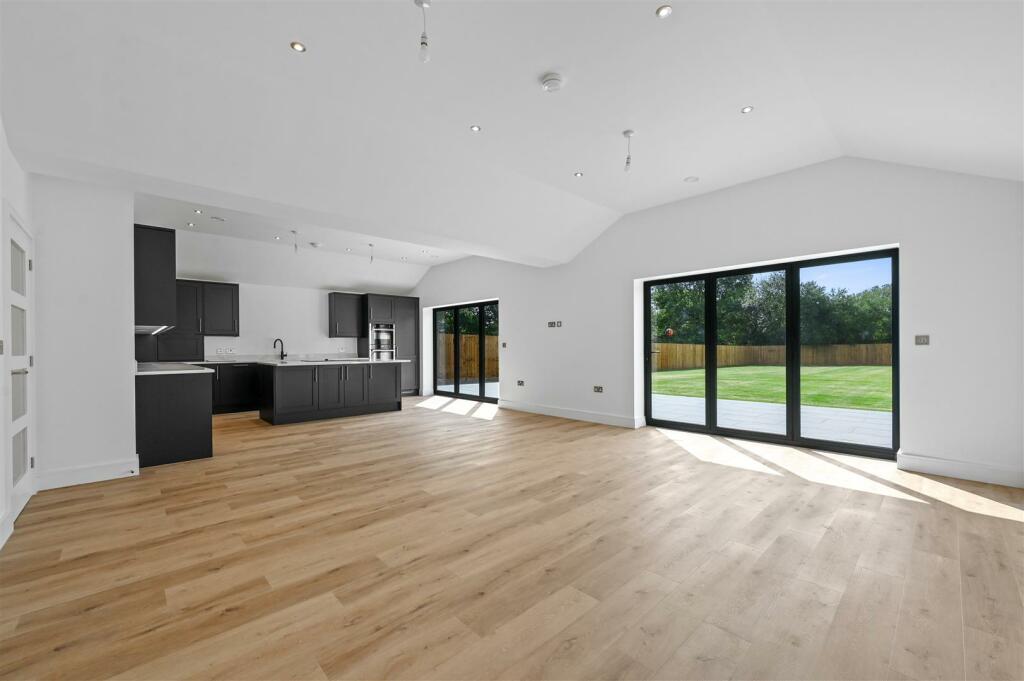 Additional property image - New Road, Little Burstead, Billericay