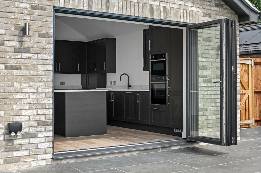 Additional property image - New Road, Little Burstead, Billericay