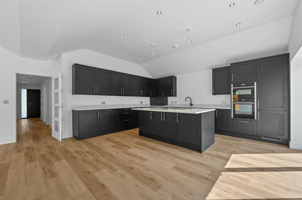 Additional property image - New Road, Little Burstead, Billericay