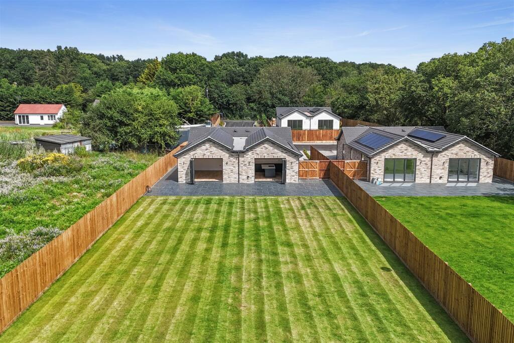 Additional property image - New Road, Little Burstead, Billericay