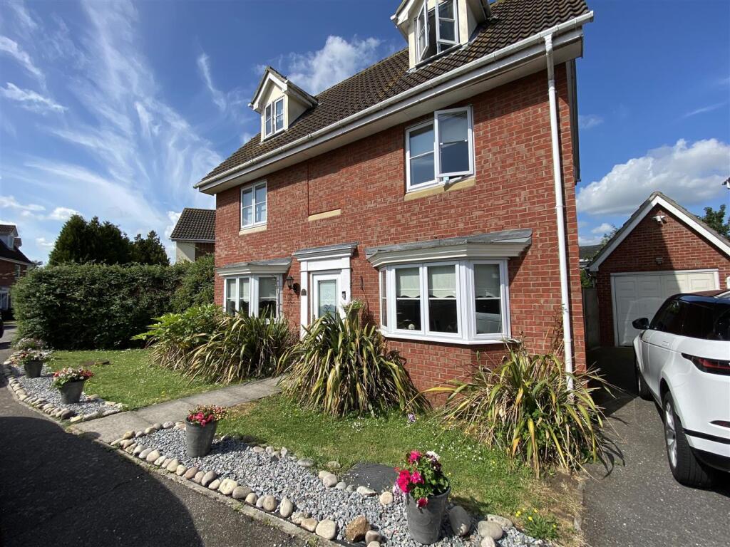 Main image of property: KINGSLEY MEADOWS, WICKFORD