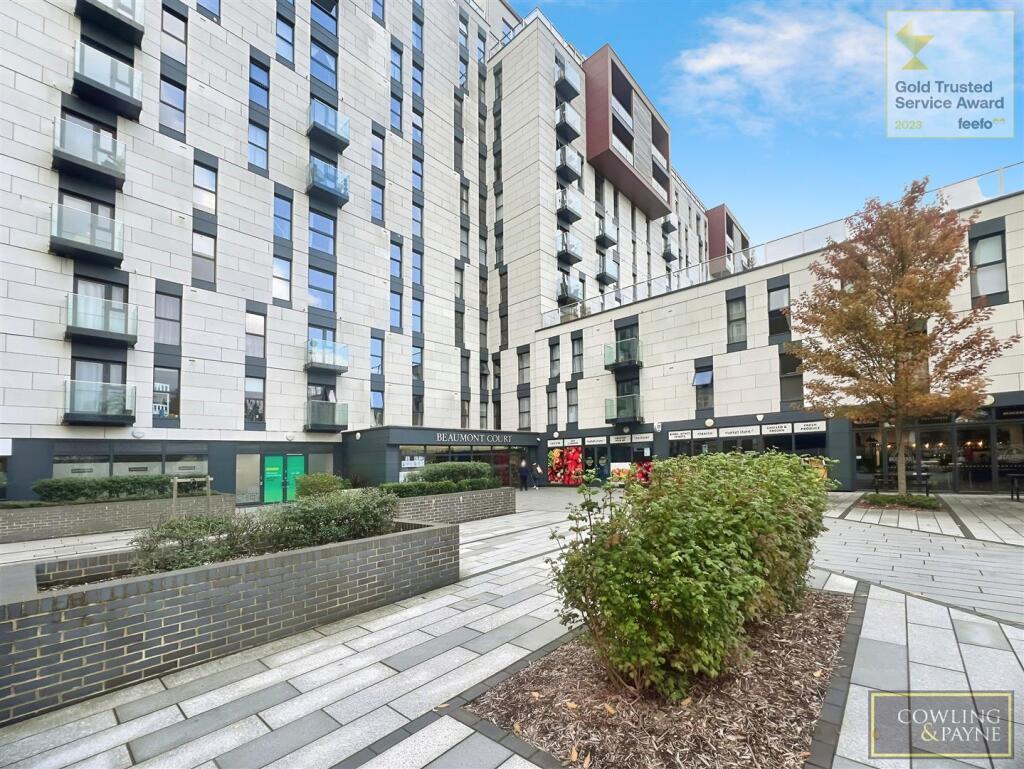 Main image of property: Flat 4 Beaumont Court, 61-71 Victoria Avenue, Southend On Sea