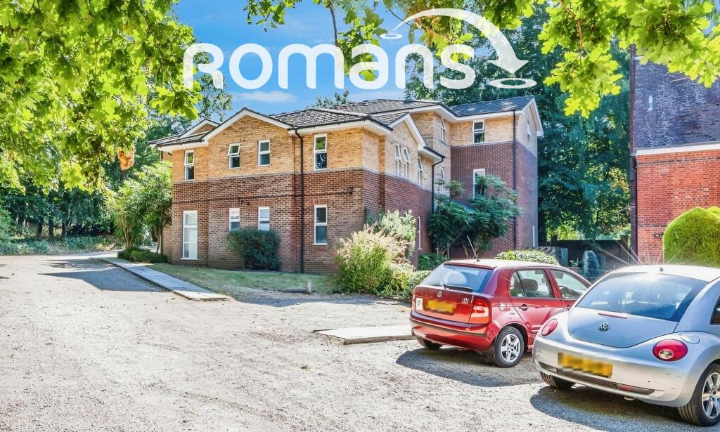 Main image of property: Oakwood Close, Otterbourne, Winchester, SO21