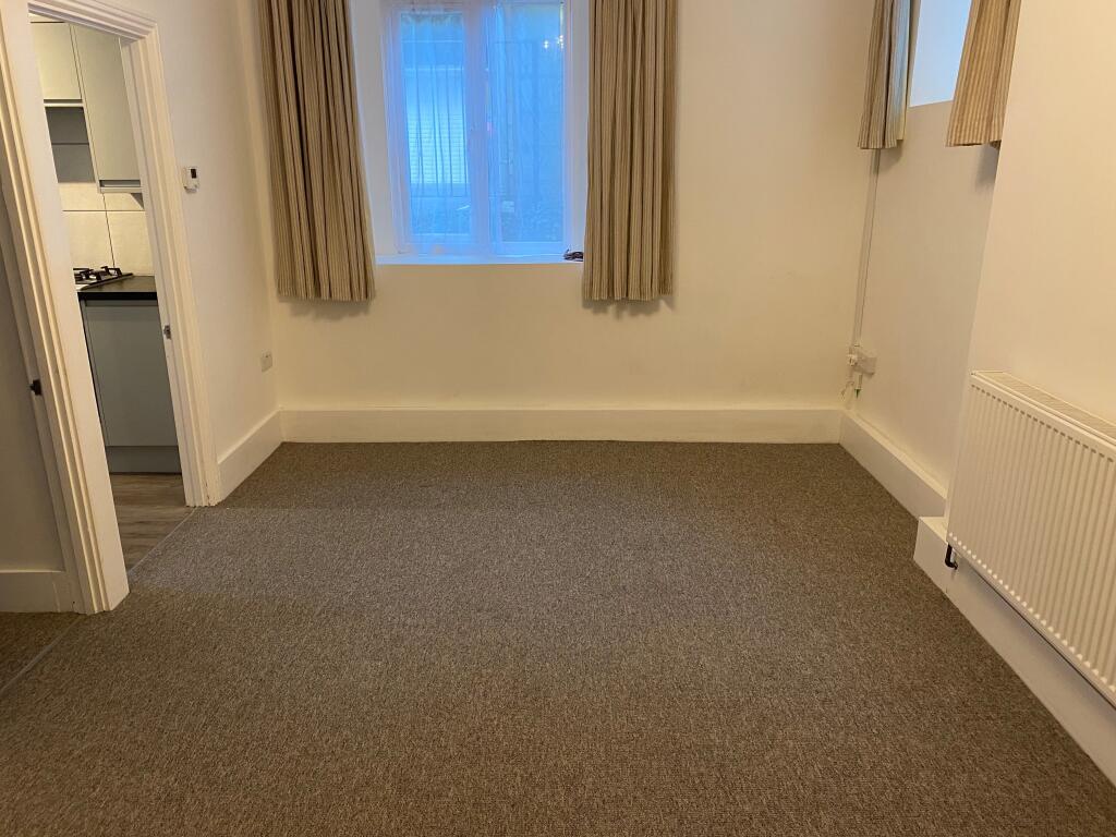 Additional property image - Apsley Road, Clifton, Bristol