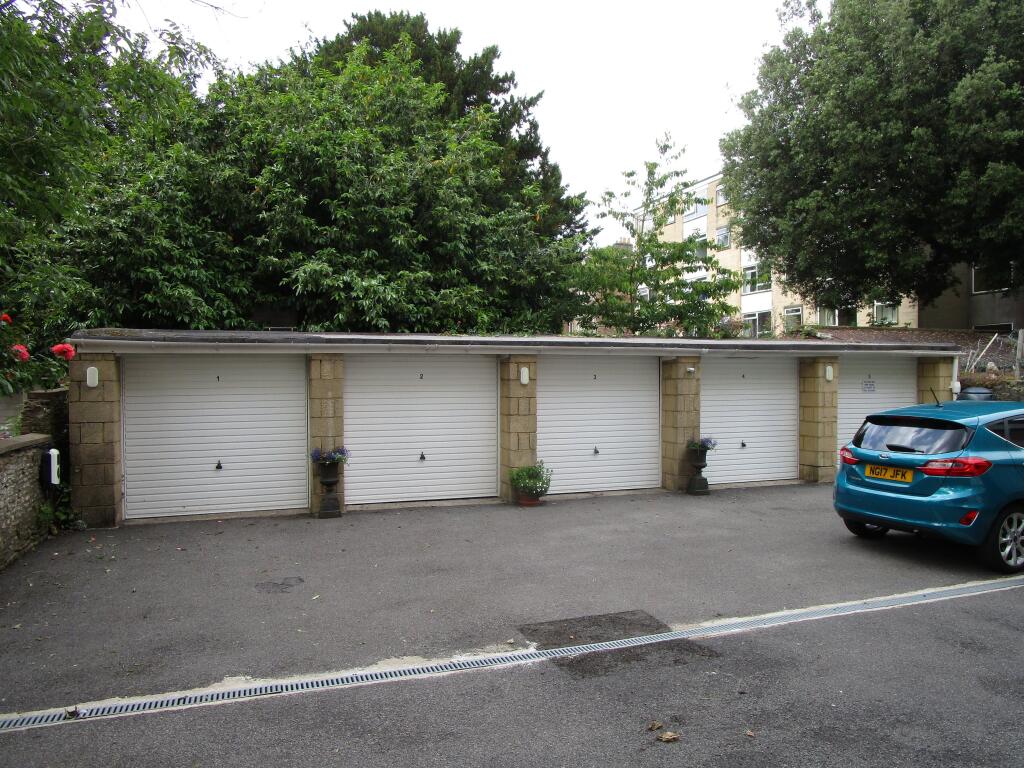 Additional property image - Apsley Road, Clifton, Bristol