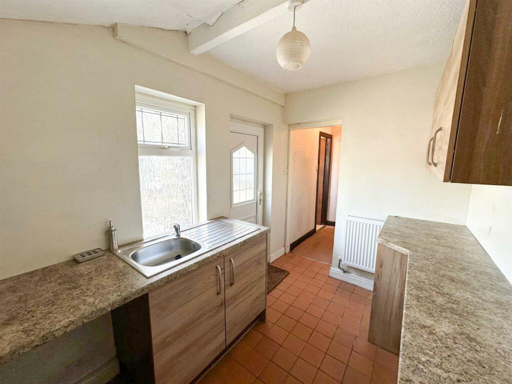Additional property image - Highgate, Cross Hills