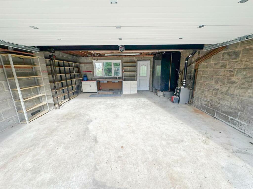 Additional property image - Highgate, Cross Hills