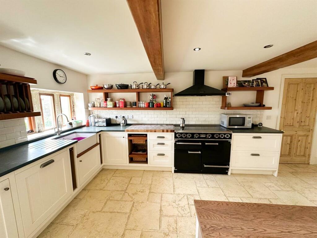 Additional property image - Cowling Hill, Cowling