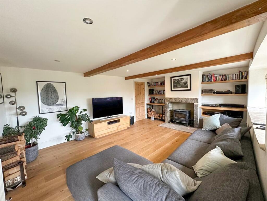 Additional property image - Cowling Hill, Cowling