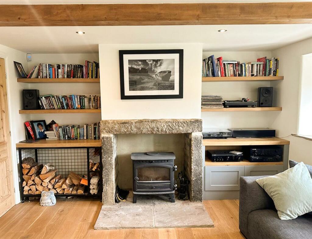 Additional property image - Cowling Hill, Cowling