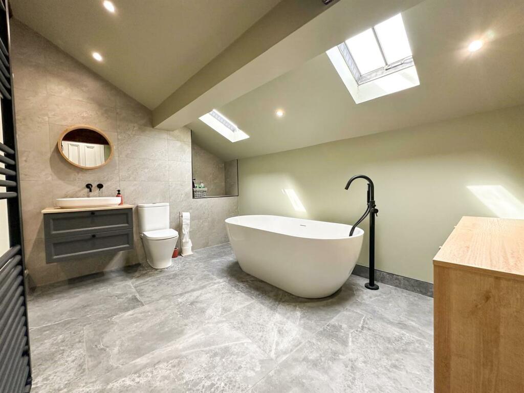 Additional property image - Cowling Hill, Cowling
