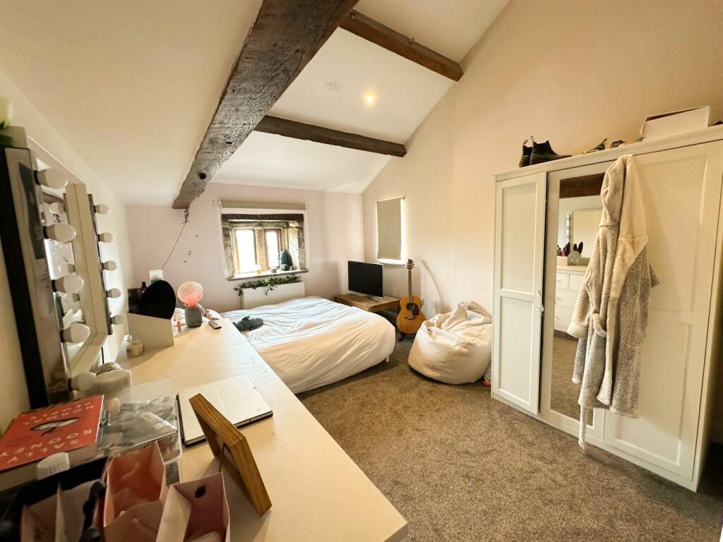 Additional property image - Cowling Hill, Cowling
