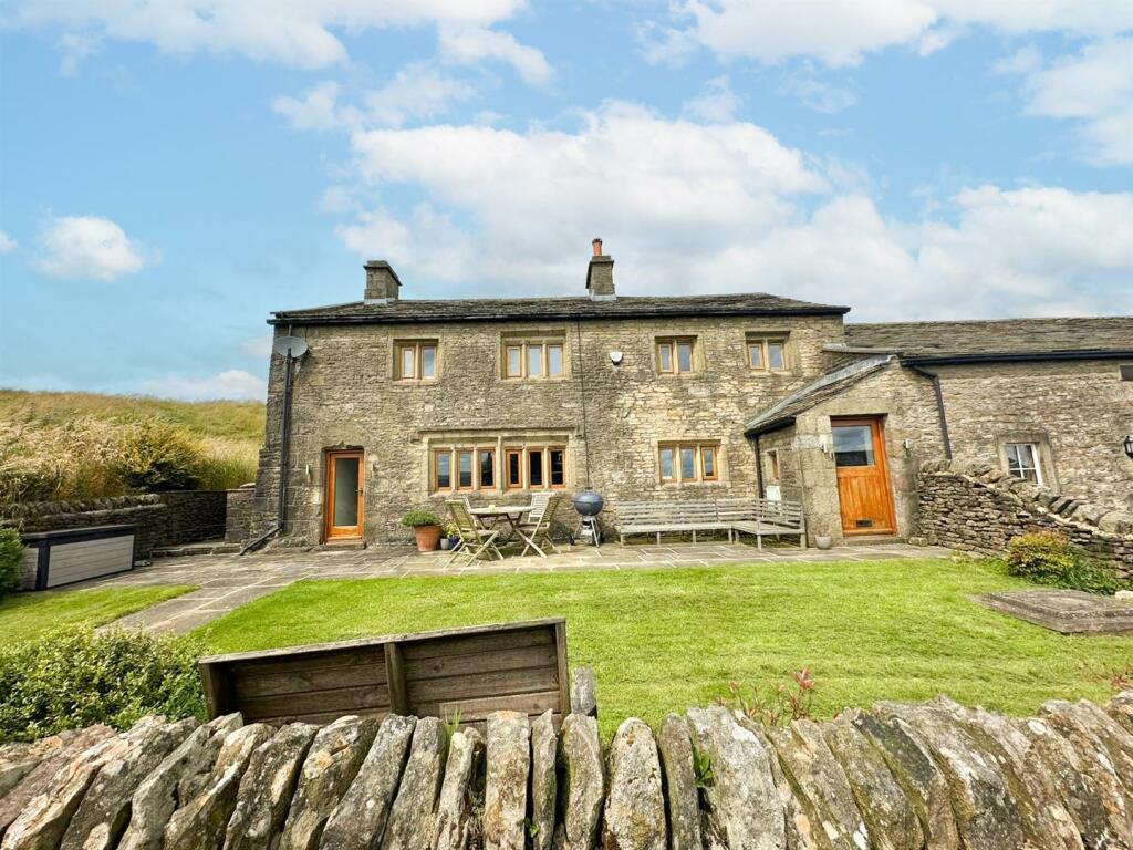 Additional property image - Cowling Hill, Cowling
