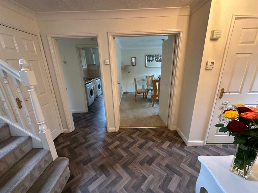 Additional property image - Swan Avenue, Gilstead, Eldwick