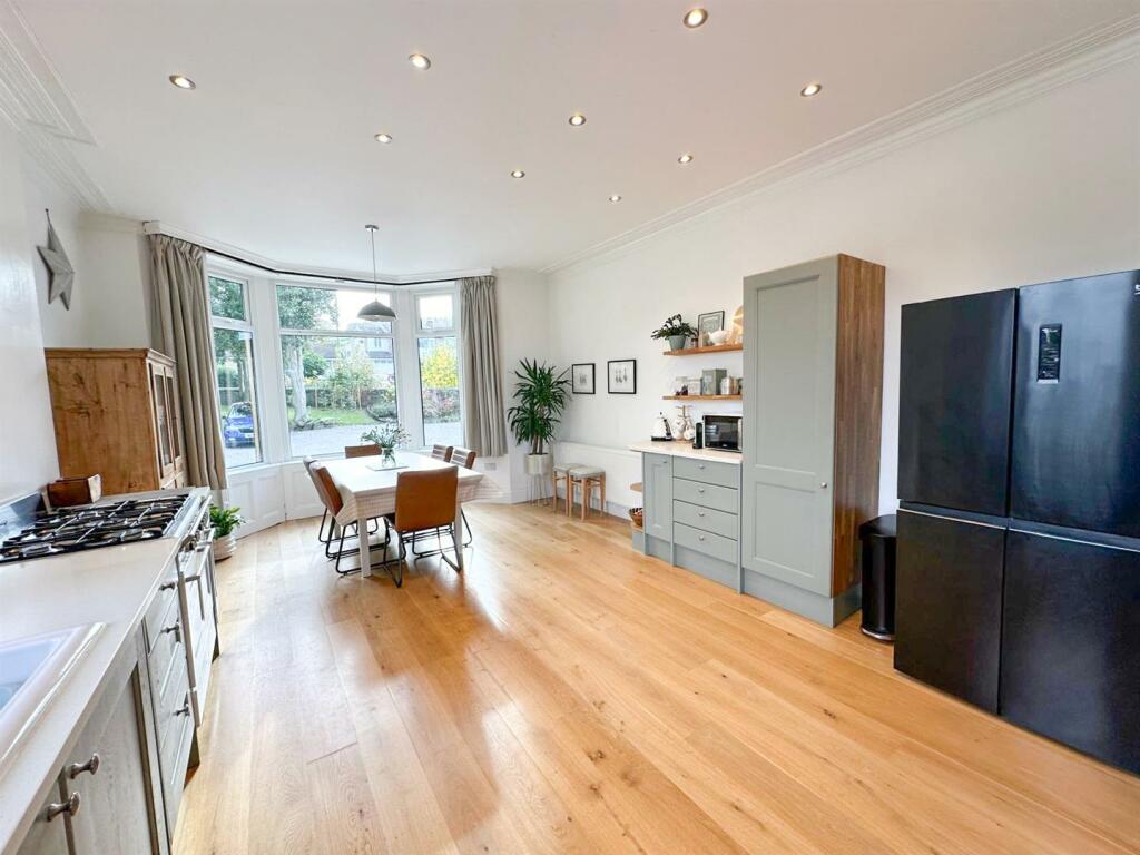 Additional property image - Acorn House, Pot Lane, Steeton,
