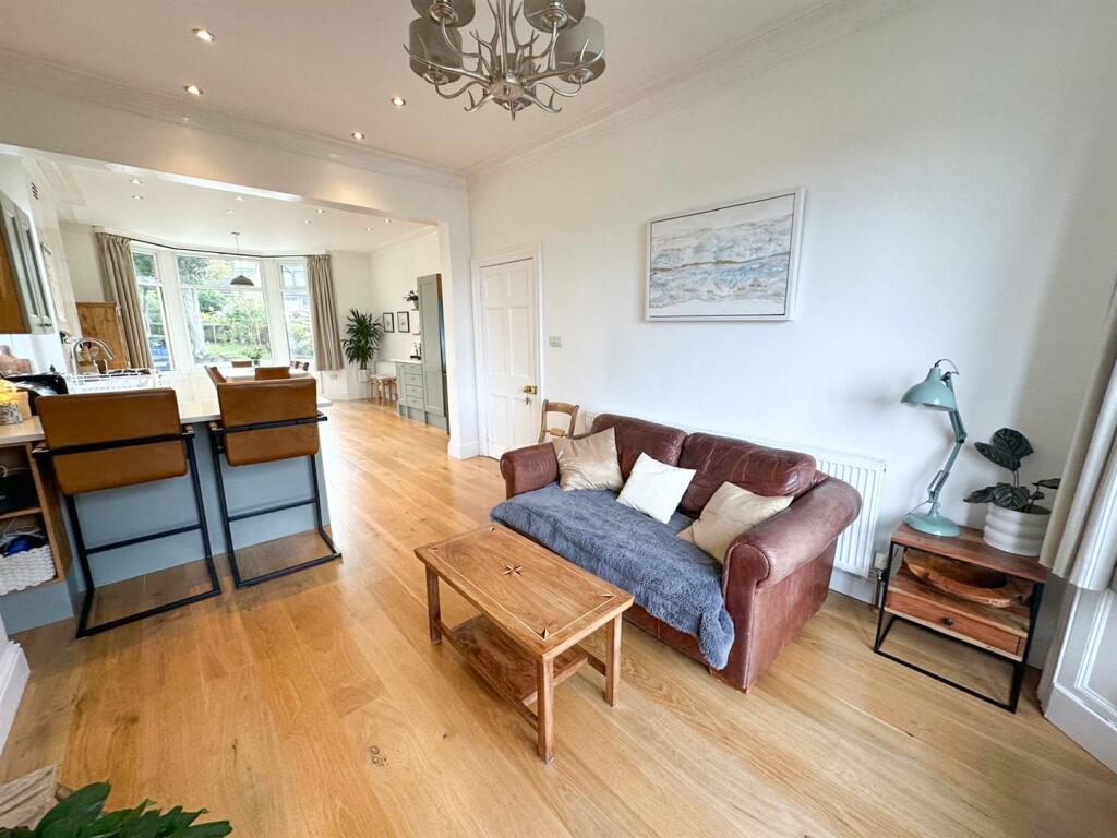 Additional property image - Acorn House, Pot Lane, Steeton,
