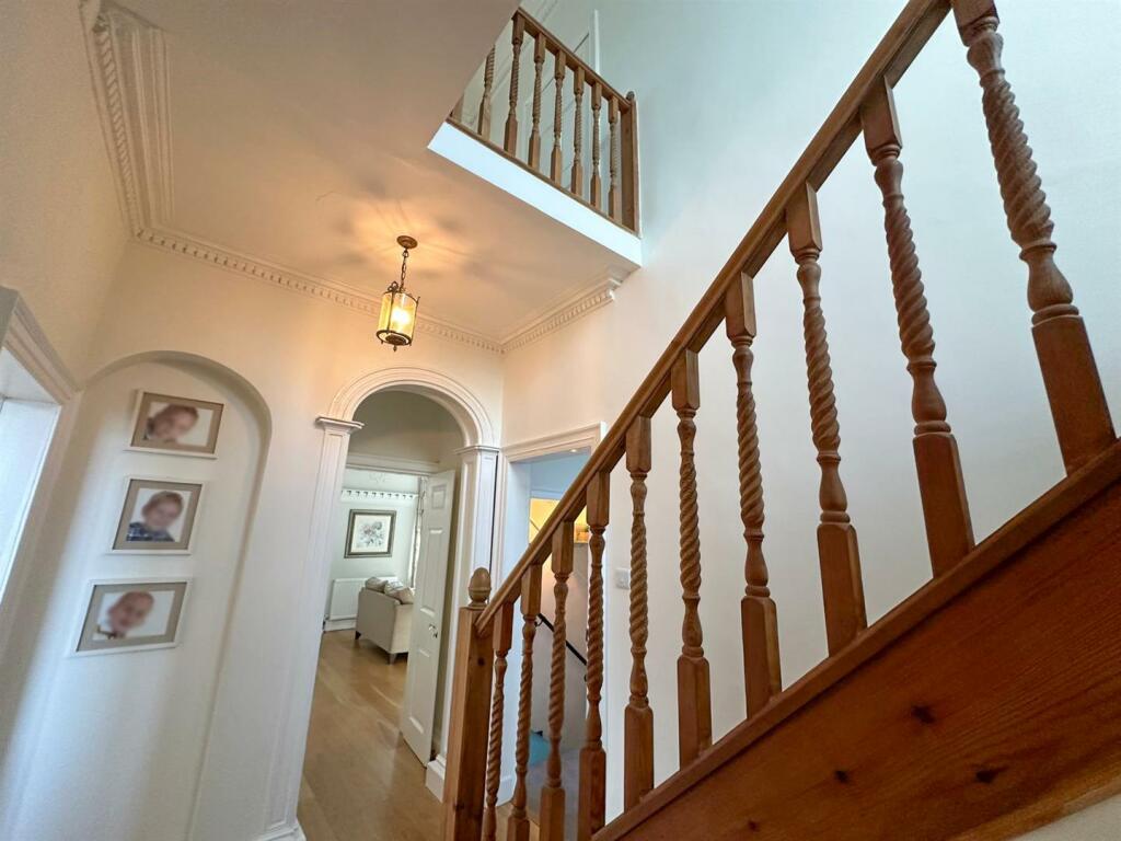 Additional property image - Acorn House, Pot Lane, Steeton,