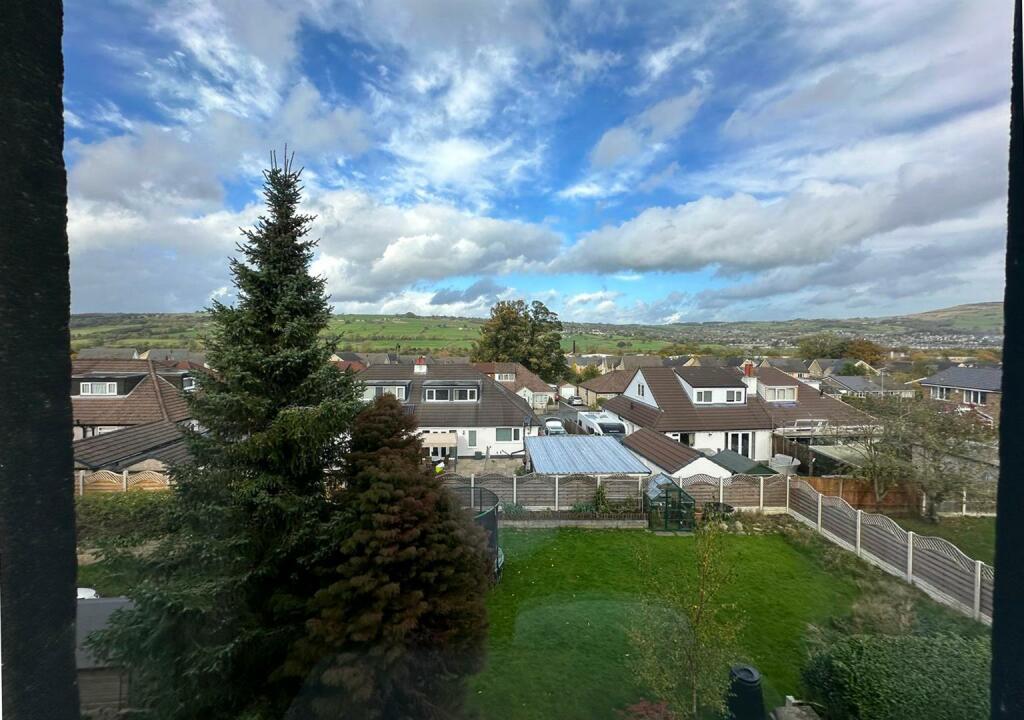 Additional property image - Acorn House, Pot Lane, Steeton,