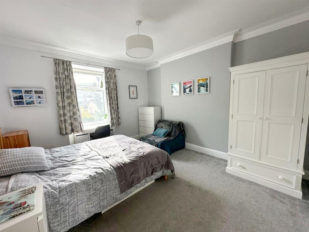 Additional property image - Acorn House, Pot Lane, Steeton,