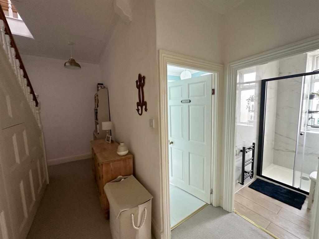 Additional property image - Acorn House, Pot Lane, Steeton,