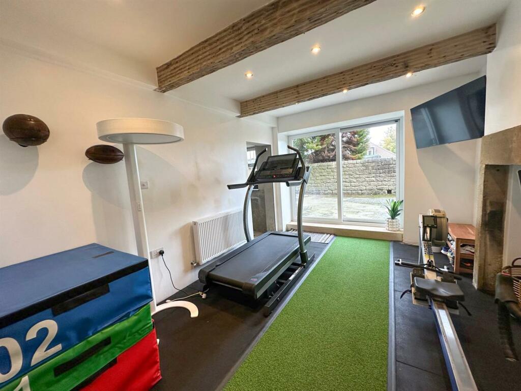 Additional property image - Acorn House, Pot Lane, Steeton,