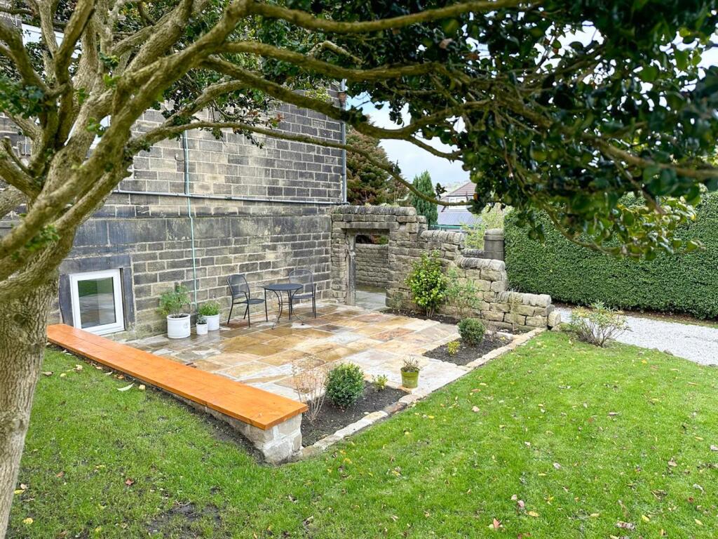 Additional property image - Acorn House, Pot Lane, Steeton,