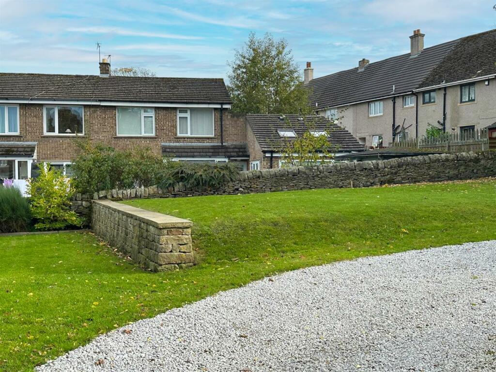 Additional property image - Acorn House, Pot Lane, Steeton,