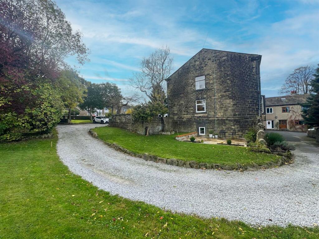 Additional property image - Acorn House, Pot Lane, Steeton,