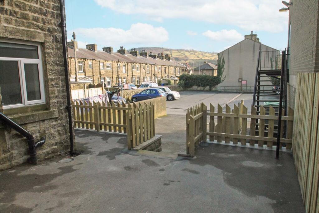 Additional property image - Main Street, Cross Hills,
