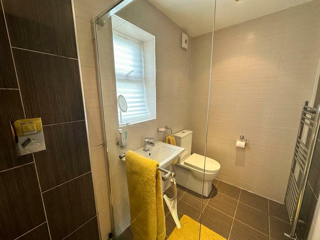 Additional property image - Valley Heights, Denholme