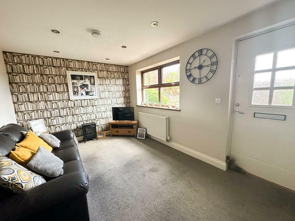 Additional property image - Valley Heights, Denholme