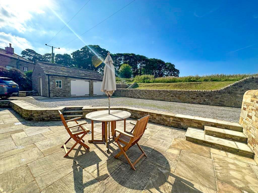 Additional property image - Kit Lane, Silsden