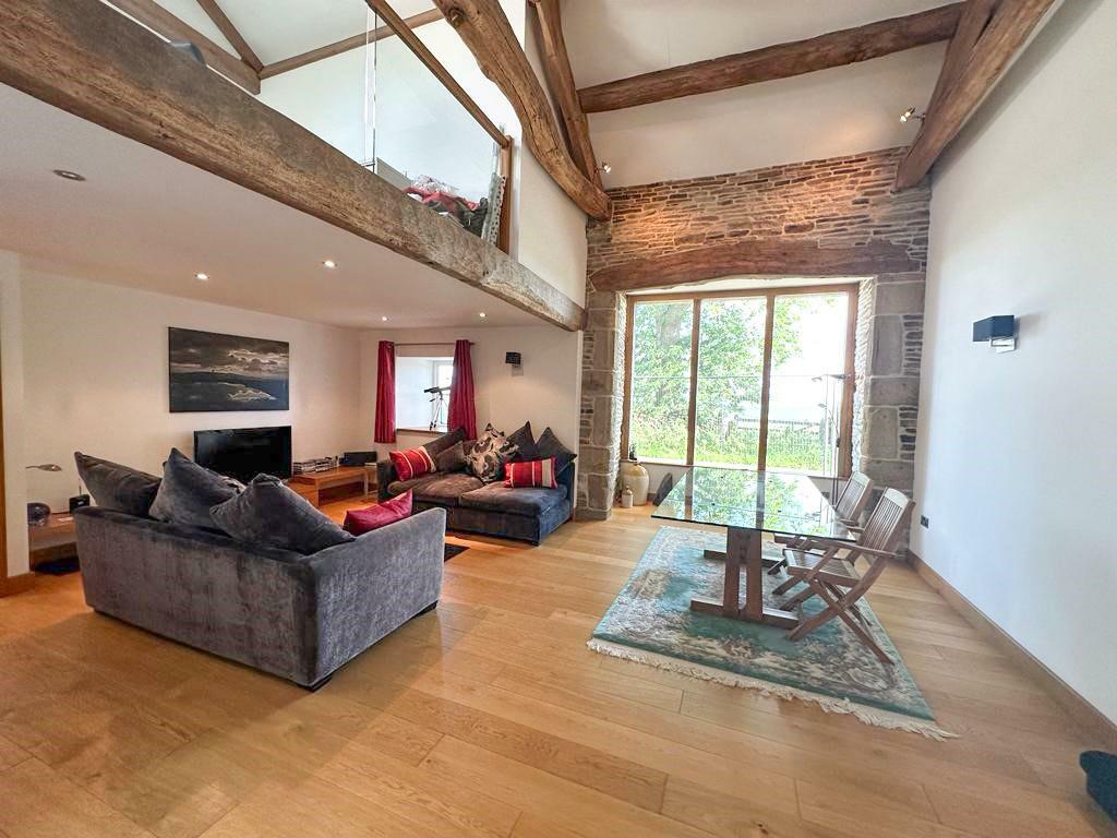 Additional property image - Kit Lane, Silsden