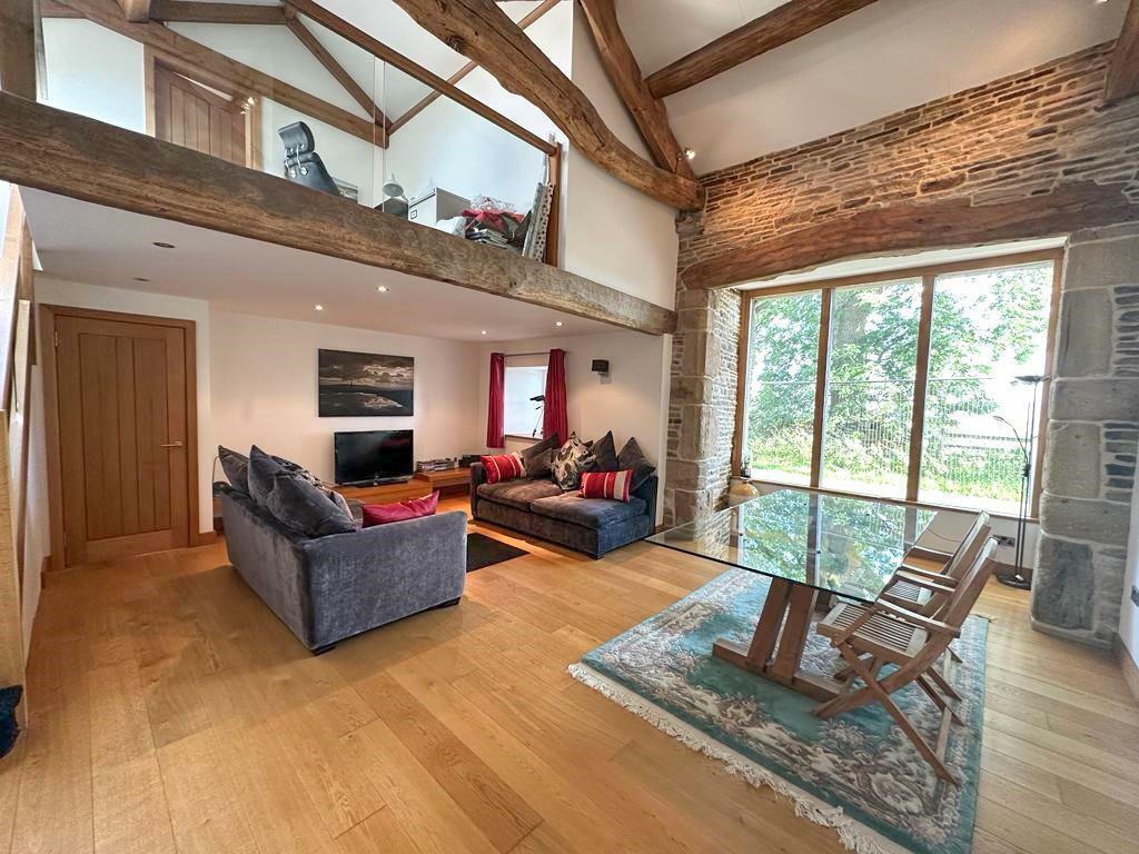 Additional property image - Kit Lane, Silsden