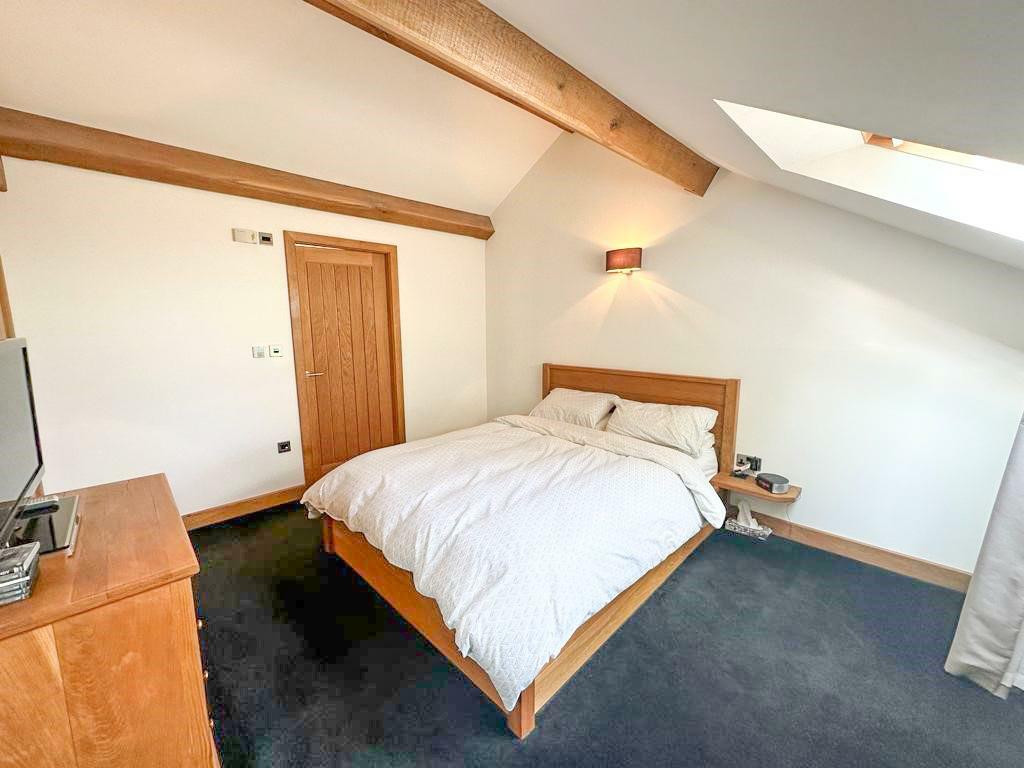 Additional property image - Kit Lane, Silsden